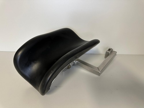 Leg holder maquet - leg,