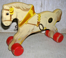 uraltes seltenes Holz Pferd Kutsche wohl aus den 1940er Jahren Länge ca. 16,5 cm