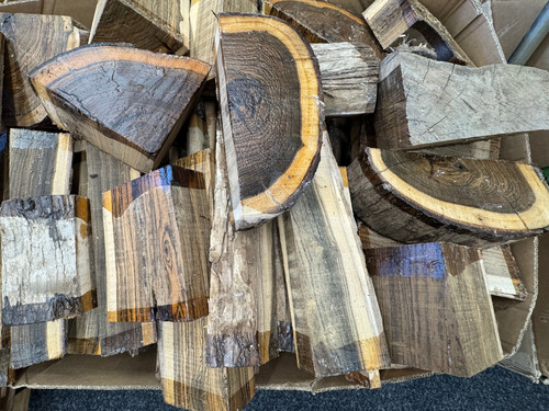 Bocote reste mit baumkante - -, |