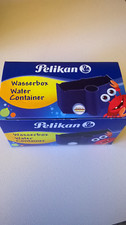Pelikan Wasserbox aus Kunststoff / Blau