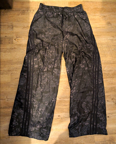 Rare adidas originals - adidas, sample