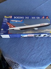 Revell 4496 Boeing 767-300 ER