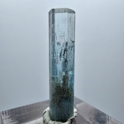 Klarer aquamarin kristall - aquamarin, x