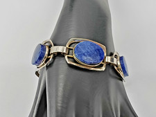 schönes Silberarmband mit