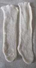 Alte  Puppensocken  ( 4 )