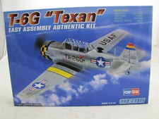 HobbyBoss 80233 T-6G Texan Easy Assembly Authentic Kit - 1:72