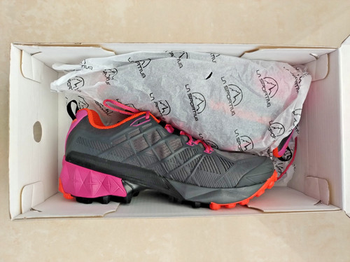 Trekkingschuh sportiva - la,