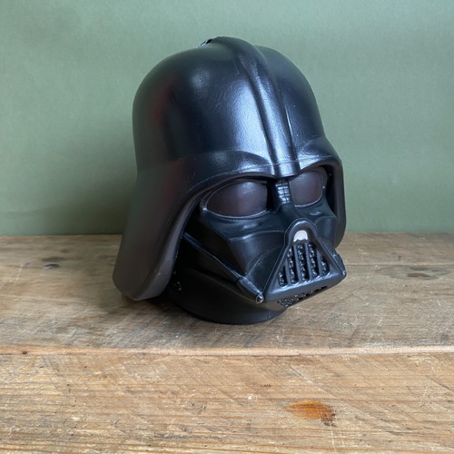 Vintage star wars - star, vader
