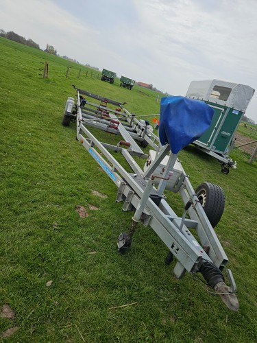 Bootstrailer mit e - 3,5, t