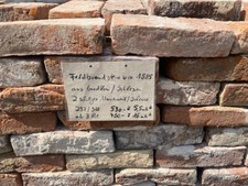 Feldbrandsteine v. ca. 1885, handform, weichgebrannt