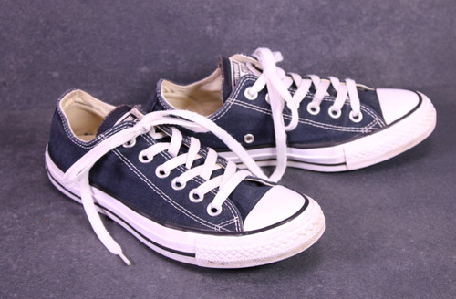 Converse sneaker chucks all - chucks,