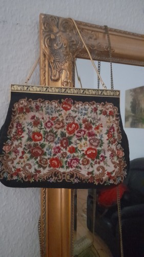 Petit point - petit,