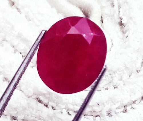 Natürlich roter beryll - roter,