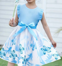 Niedliches Blumen Mädchenkleid   Gr.110  neu