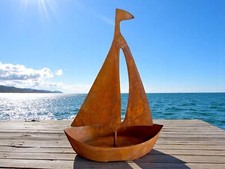 Rostiges Segelboot Gartendekoration, 65 cm Höhe, Metallboot zum Bepflanzen