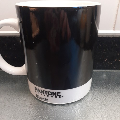 Pantone universe tasse schwarz - pantone,