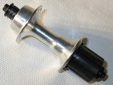 Shimano Deore XT Nabe hinten