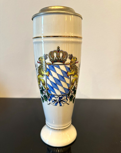 Porzellan-Bierkrug