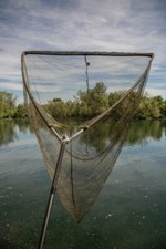 Solar P1 Bow-Loc Landing Net