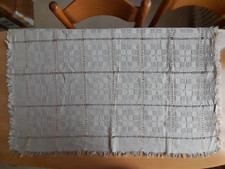 ältere Tischdecke mit