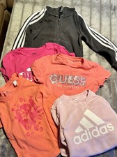 Adidas Jacke, Diverse T-Shirts