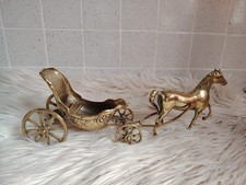 Alte Messing Pferd  mit Kutsche. Pferdekutsche