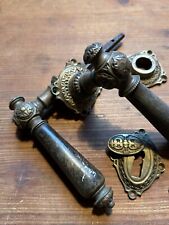 Gründerzeit Türdrücker Türklinke Drückergarnitur 1900 Villa Haustür Rosetten Alt