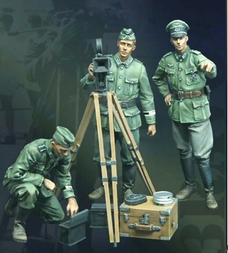 Resin 3 figuren - 3,