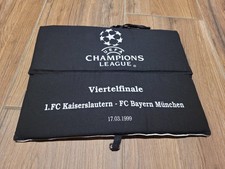 FC Bayern München Sitzkissen vom Championsleague Spiel Kaiserslautern : Bayern 