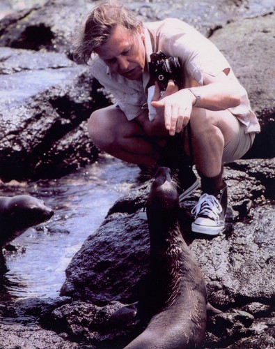 Sir david attenborough 8x10 - sir,