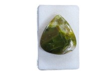 Grüner Opal Cabochon 32,3x29 mm 45 ct. Nr. U30850