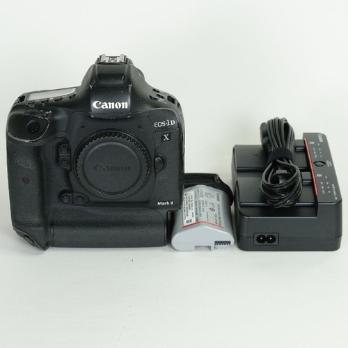 Canon eos mark - |,