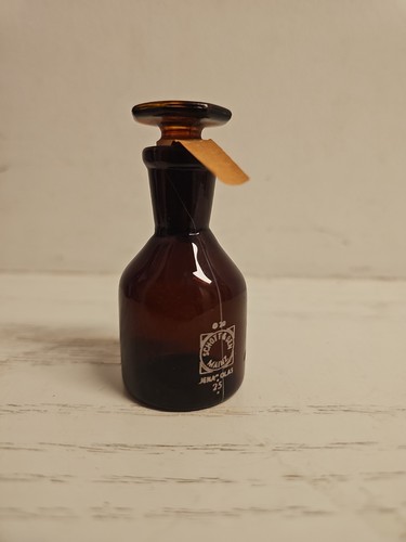 Vintage apothekerflasche - vintage,