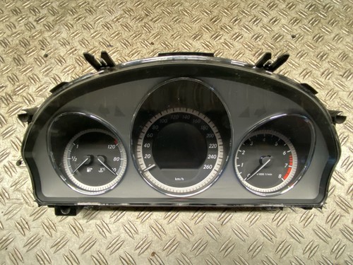 91348 tachometer mercedes - tachometer,