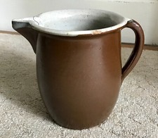 Alter Tontopf, Krug mit Ausguß und Henkel, H 15 cm, auch Vase oder Köcher