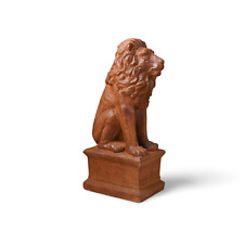 Löwe auf Sockel Löwenfigur