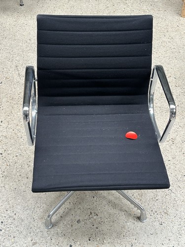 Vitra 107 besucherstuhl - vitra,