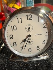 1980er Atlanta  Wecker mechanisch sehr stylisch Topzustand silber Germany