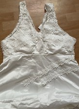 Hochzeitskleid Vintage mit Schleppe mit Reifrock (2XL)