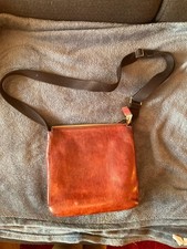 Sonnenleder Umhängetasche aus