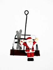 Santa in Ski Gondel zum