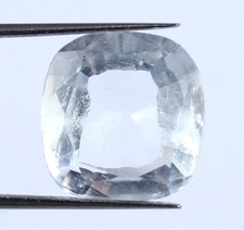 8.75 Karat Naturweiß Goshenit