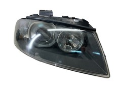 Audi A3 / 8P / Xenonscheinwerfer Frontscheinwerfer Rechts Steuergerät 8P0941004E