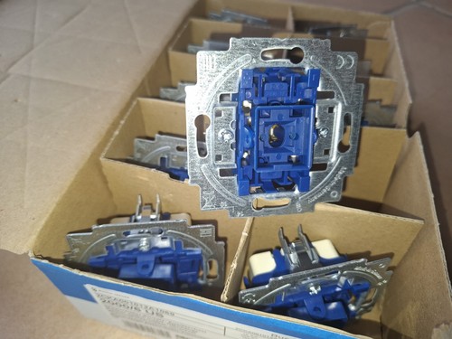 2000 busch jäger - 2000/6,