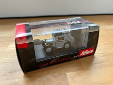 Schuco 02381 BMW Dixi Lieferwagen Teile in Eile 1:43 in Acrylvitrine