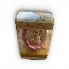 Muffy Vanderbear Walking in