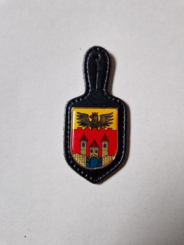 Brustanhänger