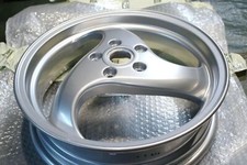 13" Hinterrad Felge Grau Piaggio NRG 50 MC3 ZAPC32 DD 56389900B1 Gilera Runner