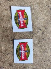 Perfekt Helm Aufkleber