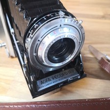 Ältere Kamera mit Bereitschaftstasche, Agfa Record II, Prontor-S, Fotoapparat